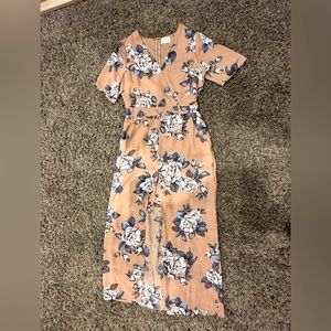 Women’s size Small Sienna Sky dress